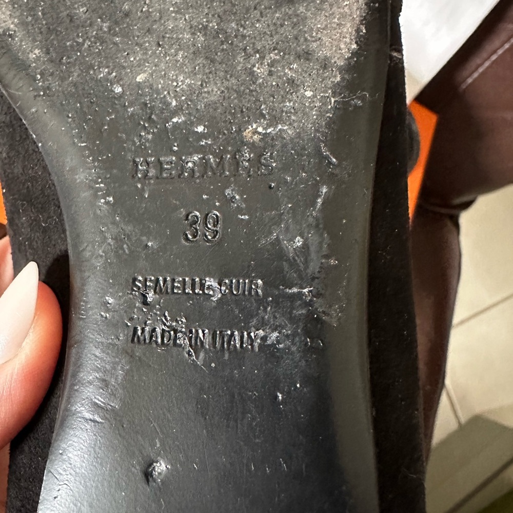 Gently Worn Hermes Pointed Toe Slide With Black S… - image 4
